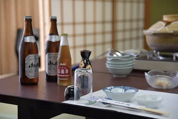 大広間での宴会の様子