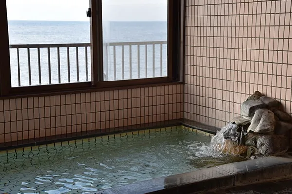 展望大浴場の浴槽