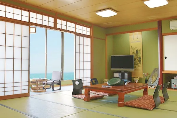 客室から望む日本海（オーシャンビュー）
